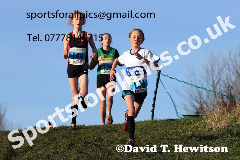 Girls under-13s 2024 NECAA Cross Country Champs., Temple Park, South Shields. Photo: David T. Hewitson/Sports for All Pics